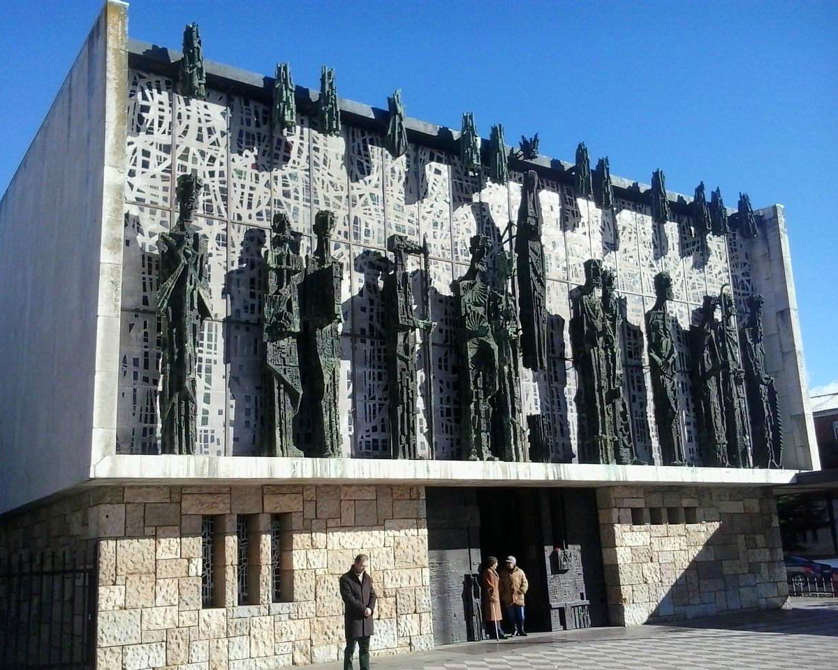 La Virgen del Camino